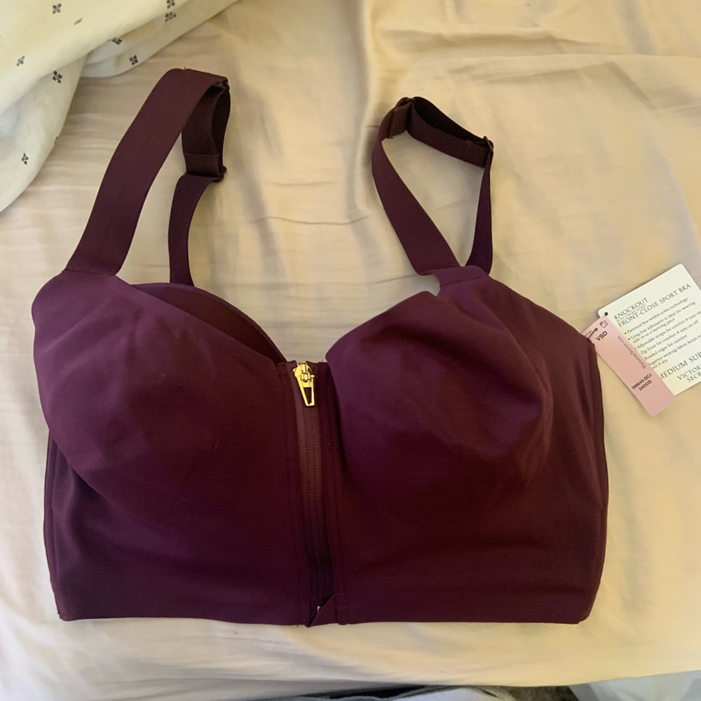 VS Knockout Sports Bra 34DDD Wine